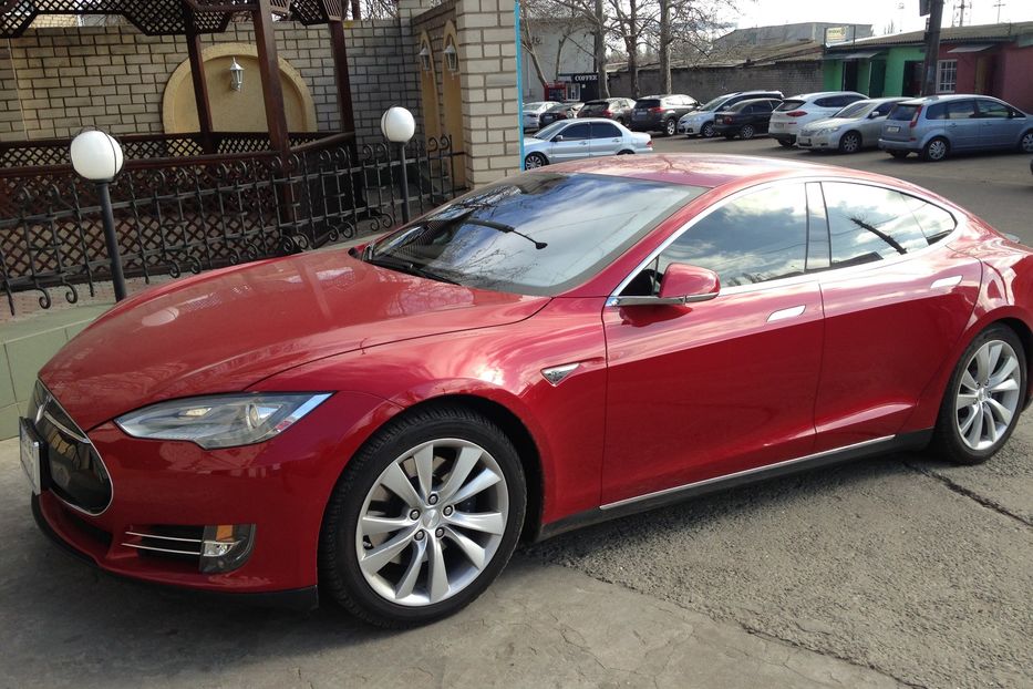 Продам Tesla Model S 70D 2015 года в Николаеве