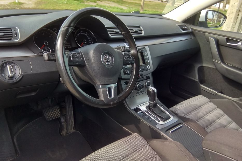 Продам Volkswagen Passat B7 Comfortline 2013 года в Николаеве