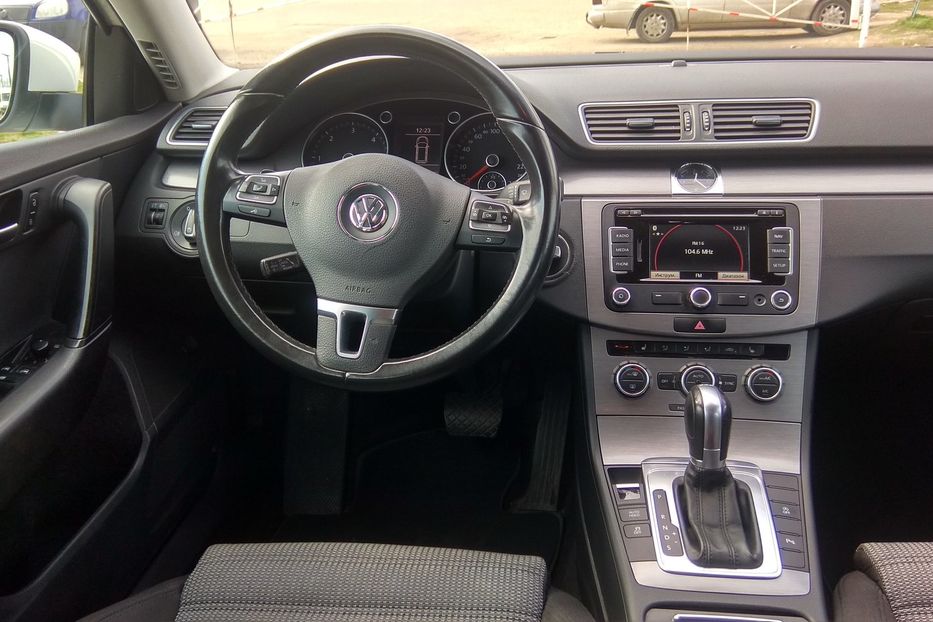 Продам Volkswagen Passat B7 Comfortline 2013 года в Николаеве