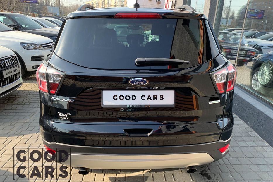 Продам Ford Escape Titanium  2016 года в Одессе