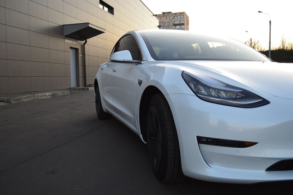 Продам Tesla Model 3 Long Range 2018 года в г. Кривой Рог, Днепропетровская область