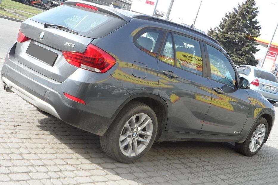 Продам BMW X1 2014 года в Днепре