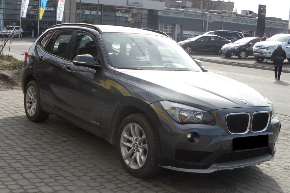 Продам BMW X1 2014 года в Днепре