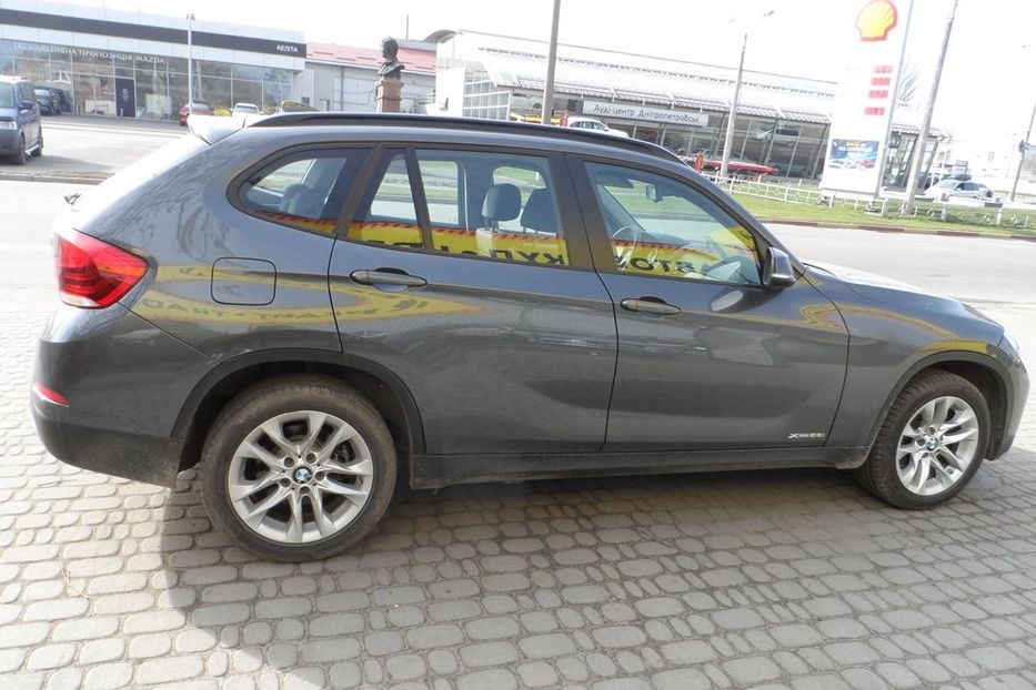 Продам BMW X1 2014 года в Днепре