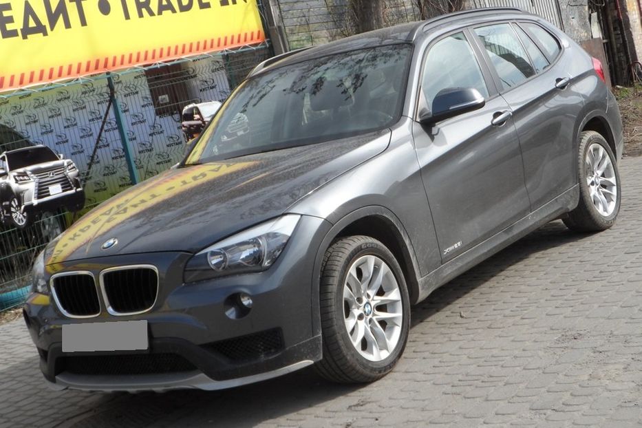 Продам BMW X1 2014 года в Днепре