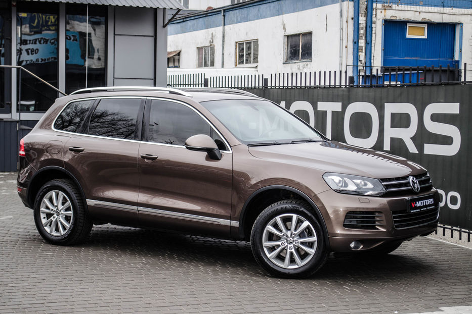 Продам Volkswagen Touareg Life 3.0TDI 2012 года в Киеве