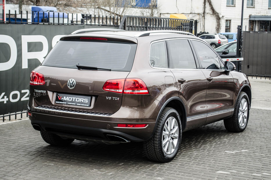 Продам Volkswagen Touareg Life 3.0TDI 2012 года в Киеве