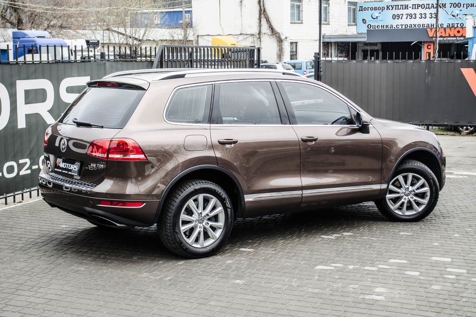Продам Volkswagen Touareg Life 3.0TDI 2012 года в Киеве