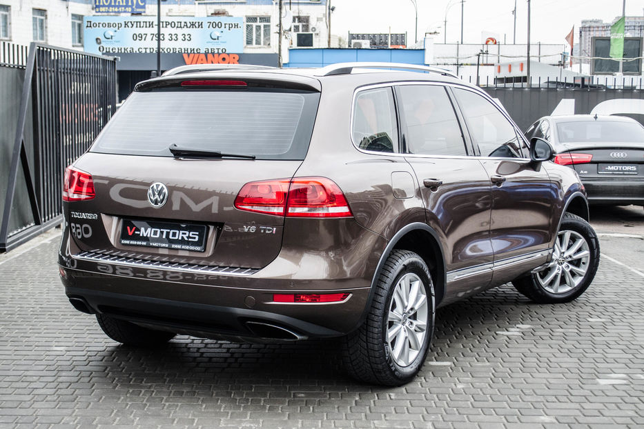 Продам Volkswagen Touareg Life 3.0TDI 2012 года в Киеве