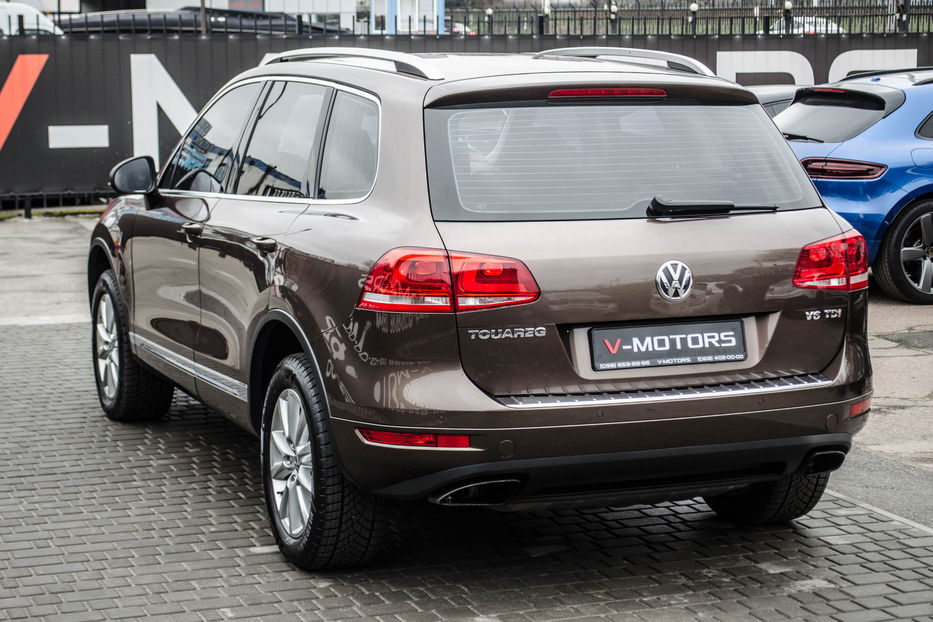 Продам Volkswagen Touareg Life 3.0TDI 2012 года в Киеве