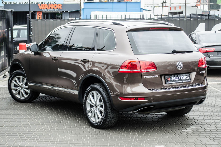 Продам Volkswagen Touareg Life 3.0TDI 2012 года в Киеве