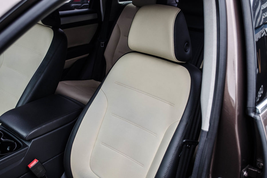 Продам Volkswagen Touareg Life 3.0TDI 2012 года в Киеве