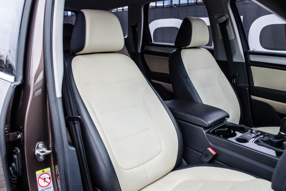Продам Volkswagen Touareg Life 3.0TDI 2012 года в Киеве