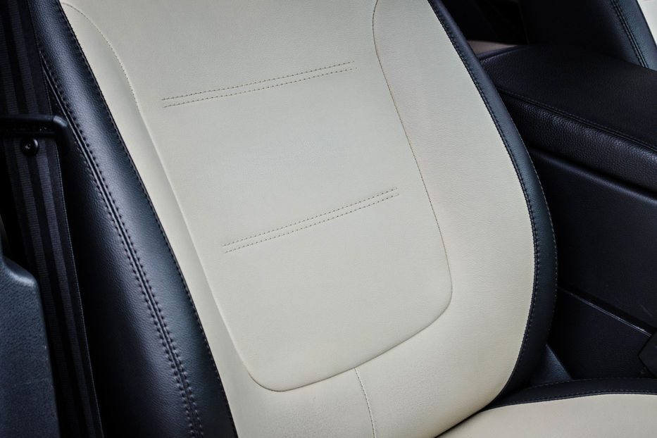 Продам Volkswagen Touareg Life 3.0TDI 2012 года в Киеве