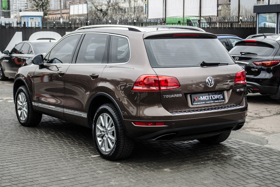 Продам Volkswagen Touareg Life 3.0TDI 2012 года в Киеве