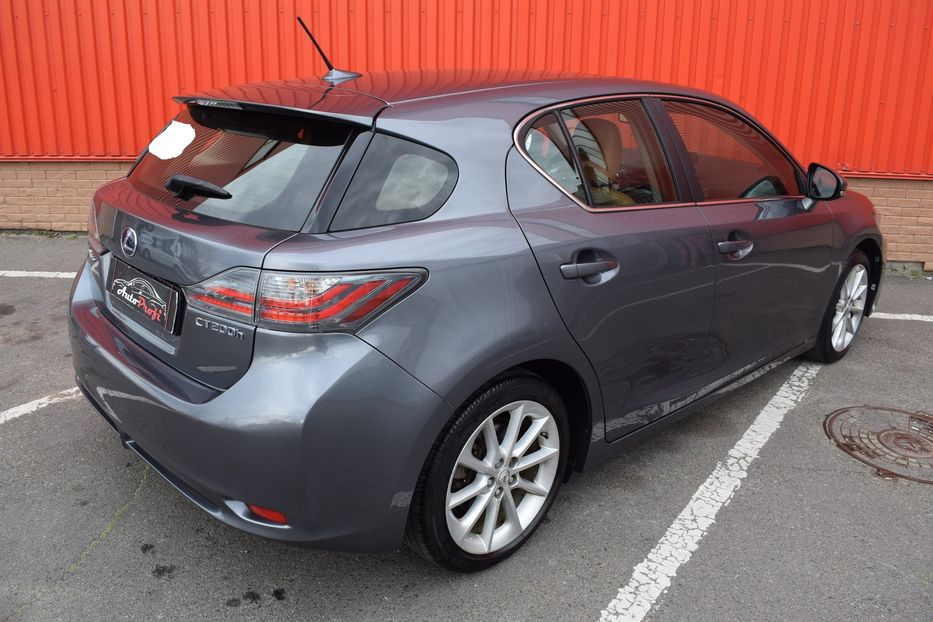 Продам Lexus CT 200h 2013 года в Одессе