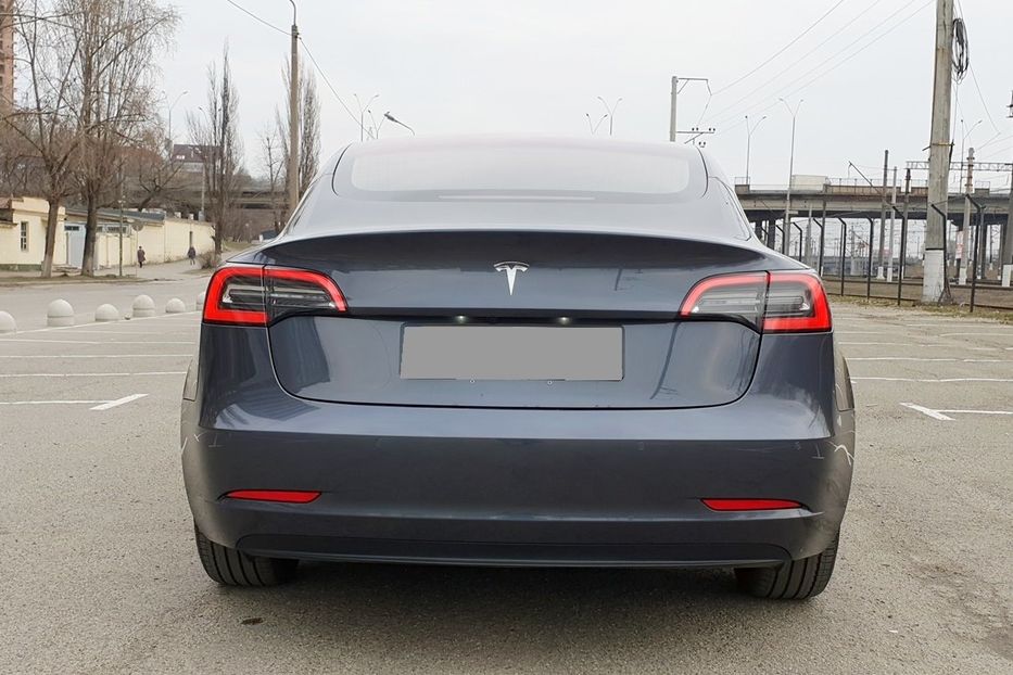 Продам Tesla Model S Long Range 2018 года в Киеве