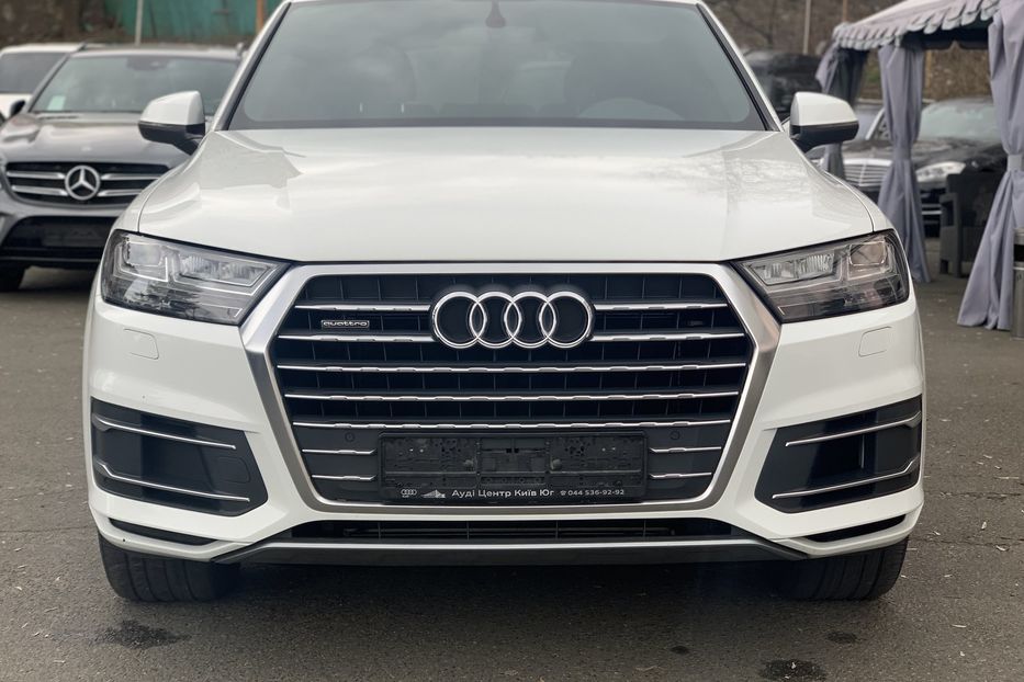 Продам Audi Q7 3.0 TDI S-LINE 2016 года в Киеве