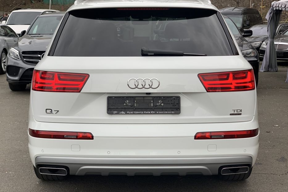 Продам Audi Q7 3.0 TDI S-LINE 2016 года в Киеве