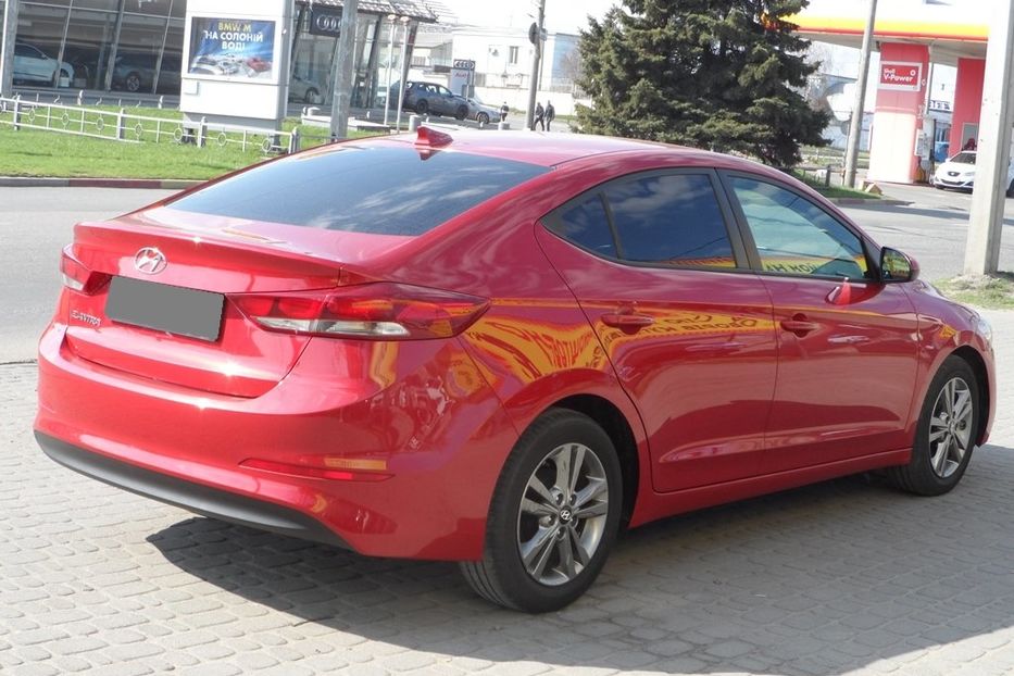 Продам Hyundai Elantra 2016 года в Днепре