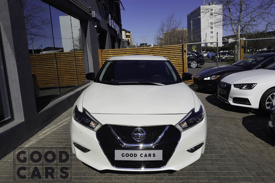 Продам Nissan Maxima 2017 года в Одессе