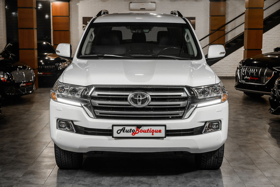 Продам Toyota Land Cruiser 200 2017 года в Одессе