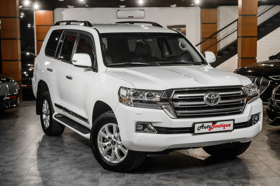 Продам Toyota Land Cruiser 200 2017 года в Одессе