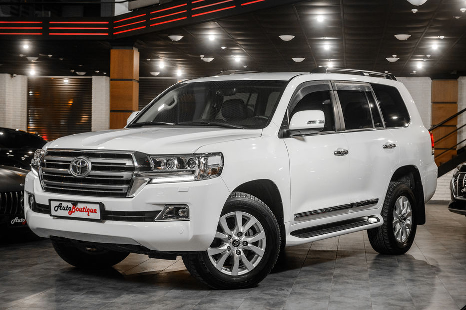 Продам Toyota Land Cruiser 200 2017 года в Одессе