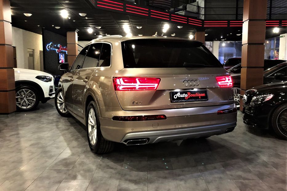 Продам Audi Q7 2019 года в Одессе