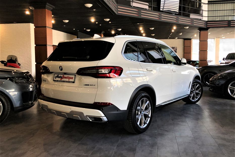 Продам BMW X5 X-Drive 30D 2019 года в Одессе