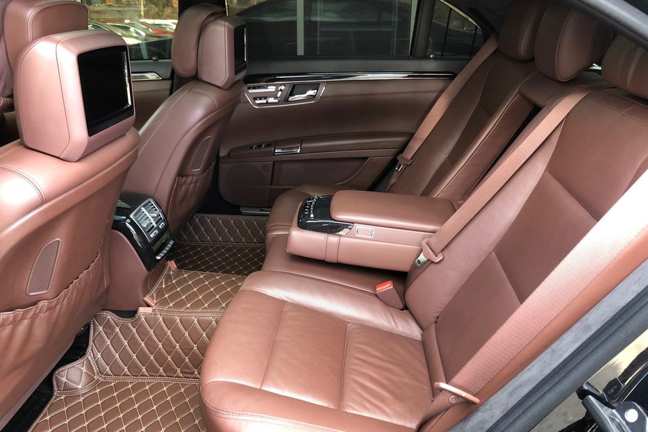 Продам Mercedes-Benz S-Class 500 4matic AMG\\\ 2012 года в Киеве