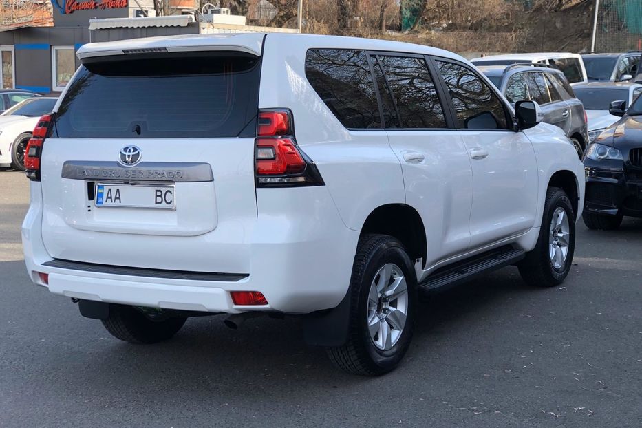 Продам Toyota Land Cruiser Prado 4 2019 года в Киеве