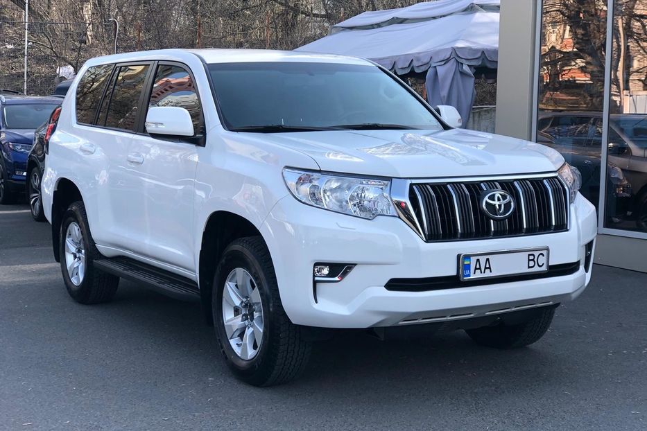 Продам Toyota Land Cruiser Prado 4 2019 года в Киеве