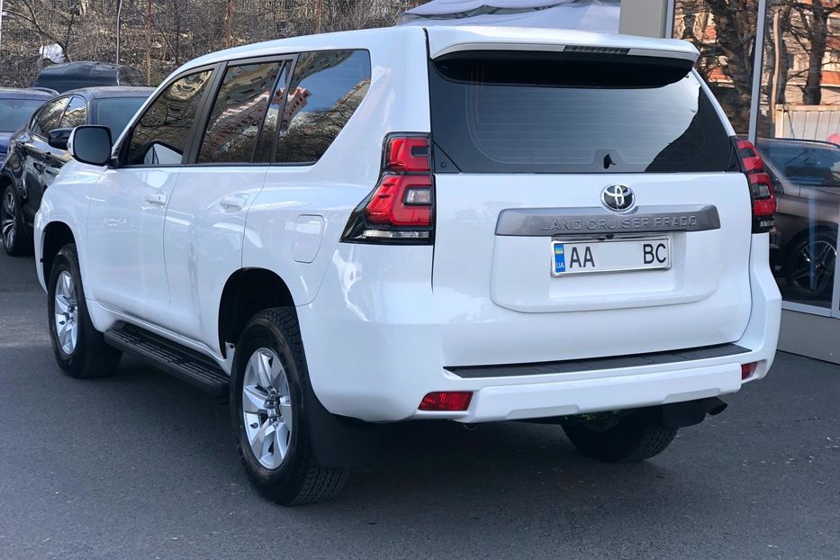 Продам Toyota Land Cruiser Prado 4 2019 года в Киеве