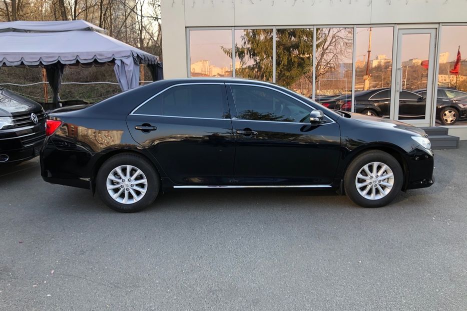Продам Toyota Camry 30th ANNIVERSARY  2014 года в Киеве