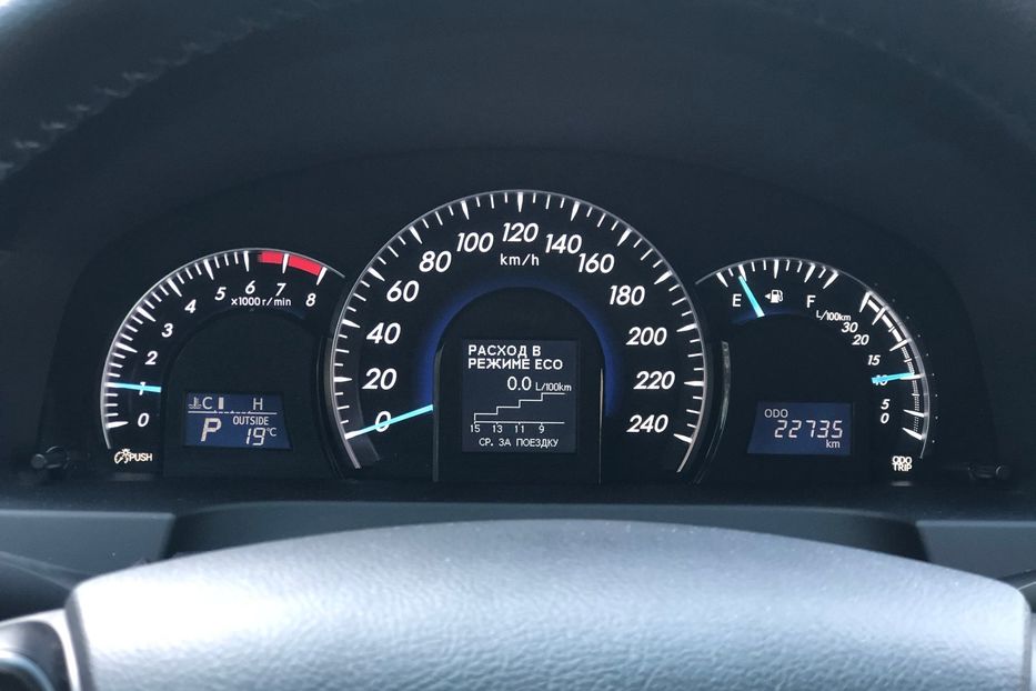 Продам Toyota Camry 30th ANNIVERSARY  2014 года в Киеве