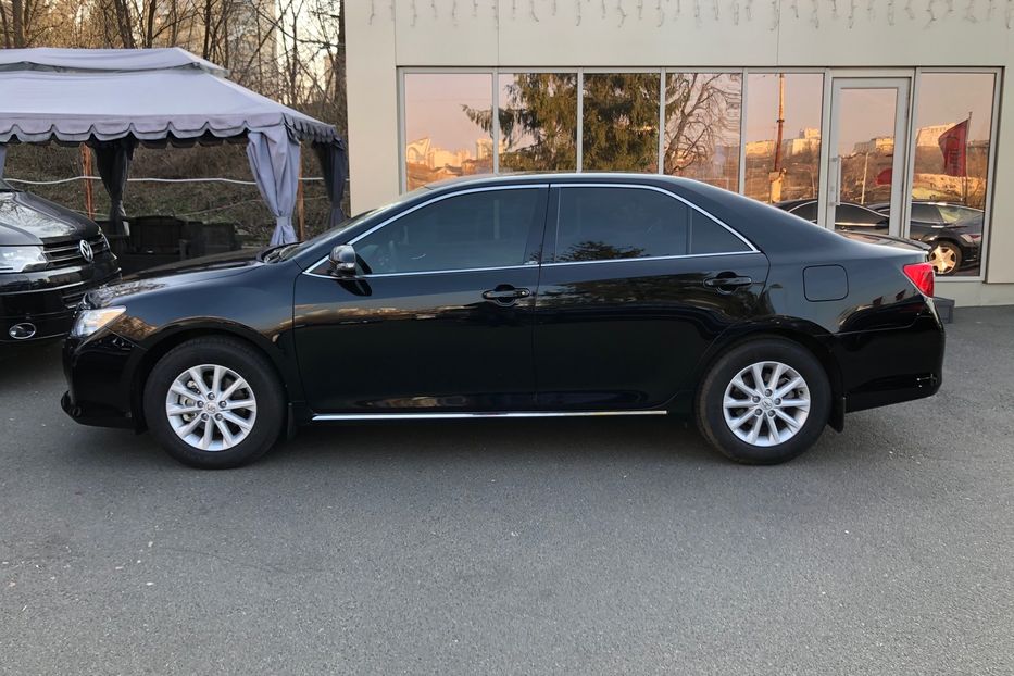 Продам Toyota Camry 30th ANNIVERSARY  2014 года в Киеве