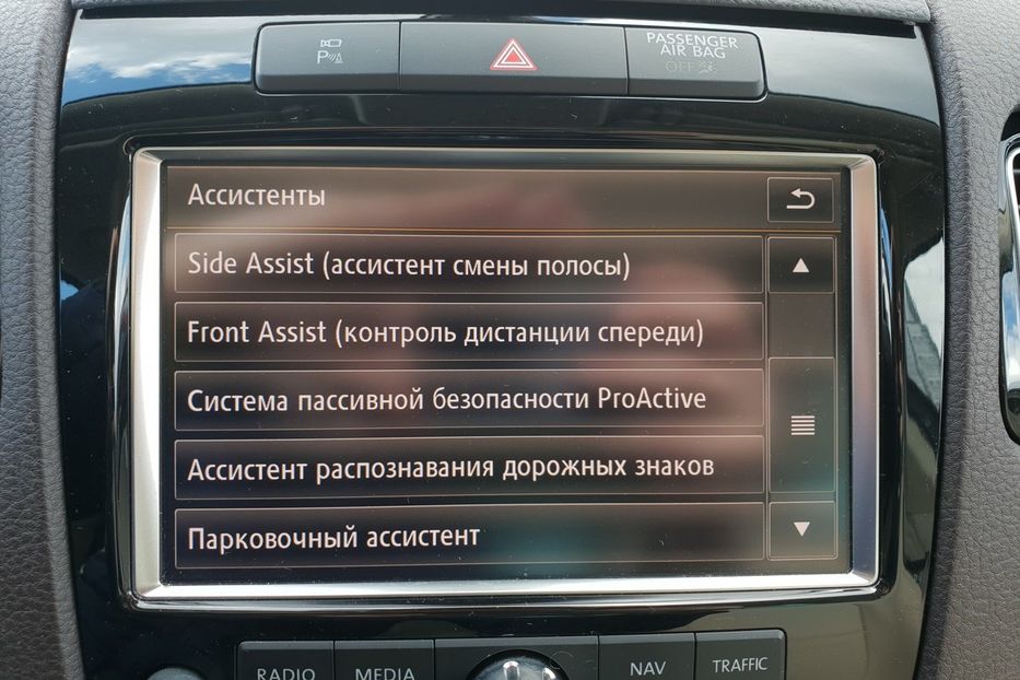 Продам Volkswagen Touareg 2012 года в Киеве
