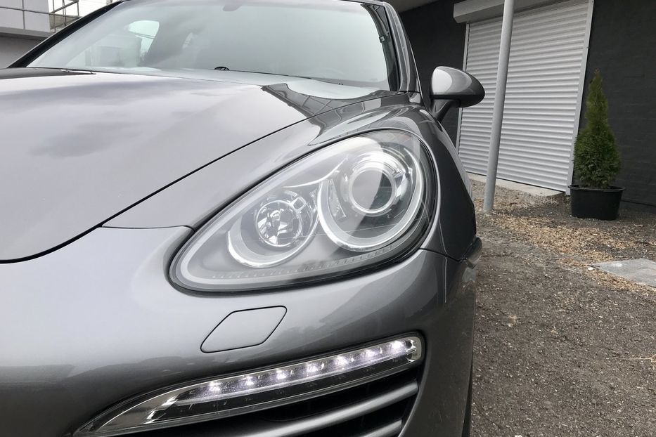 Продам Porsche Cayenne 3.0 Diesel 2013 года в Киеве