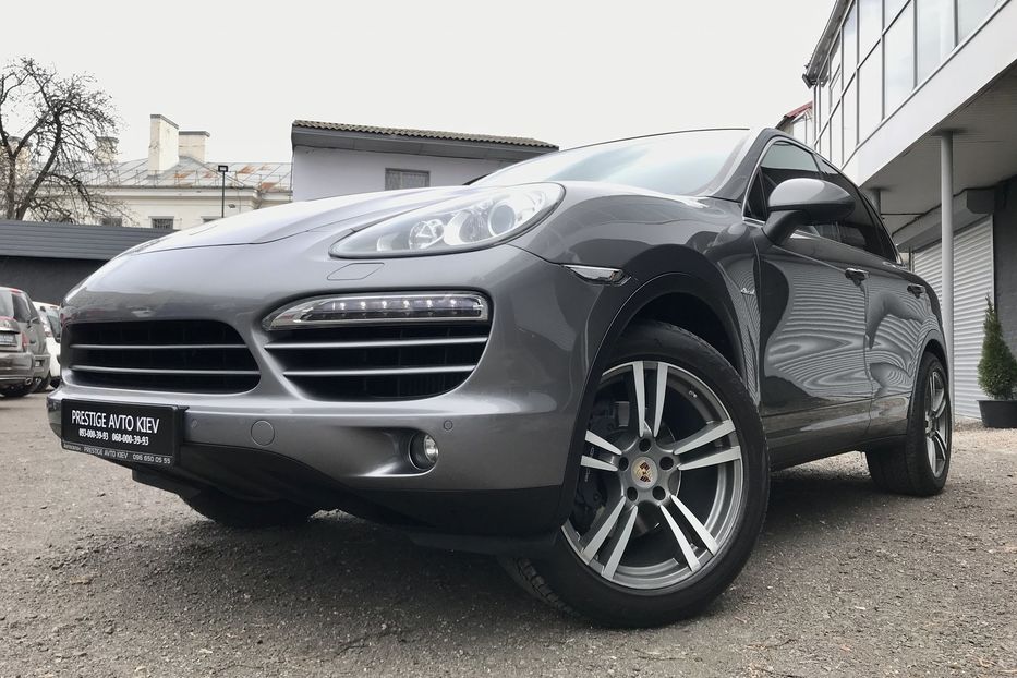 Продам Porsche Cayenne 3.0 Diesel 2013 года в Киеве