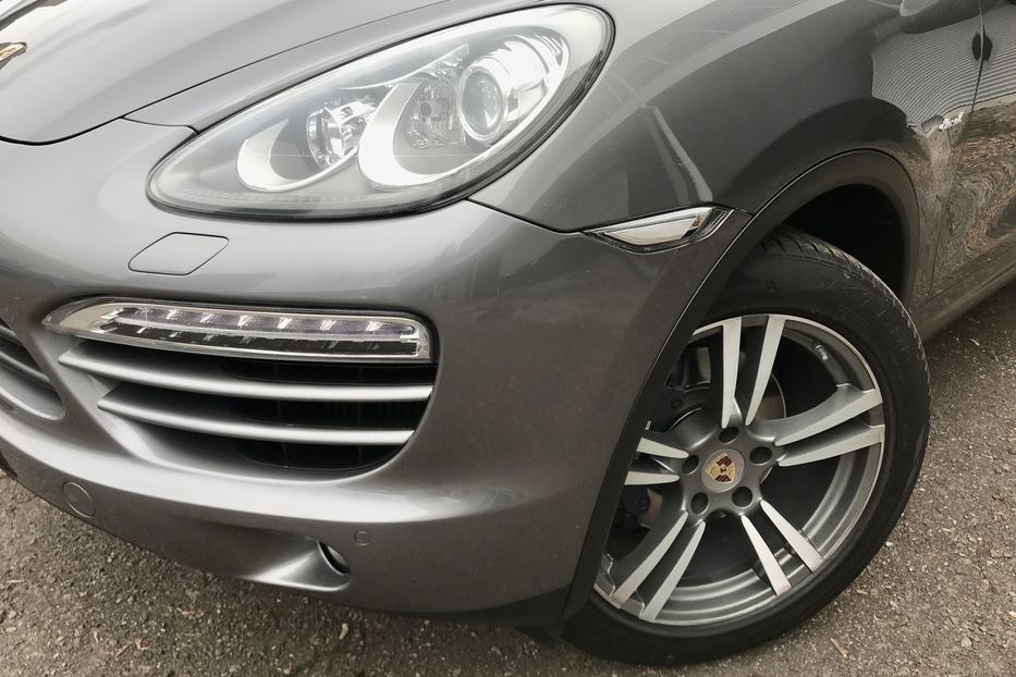 Продам Porsche Cayenne 3.0 Diesel 2013 года в Киеве