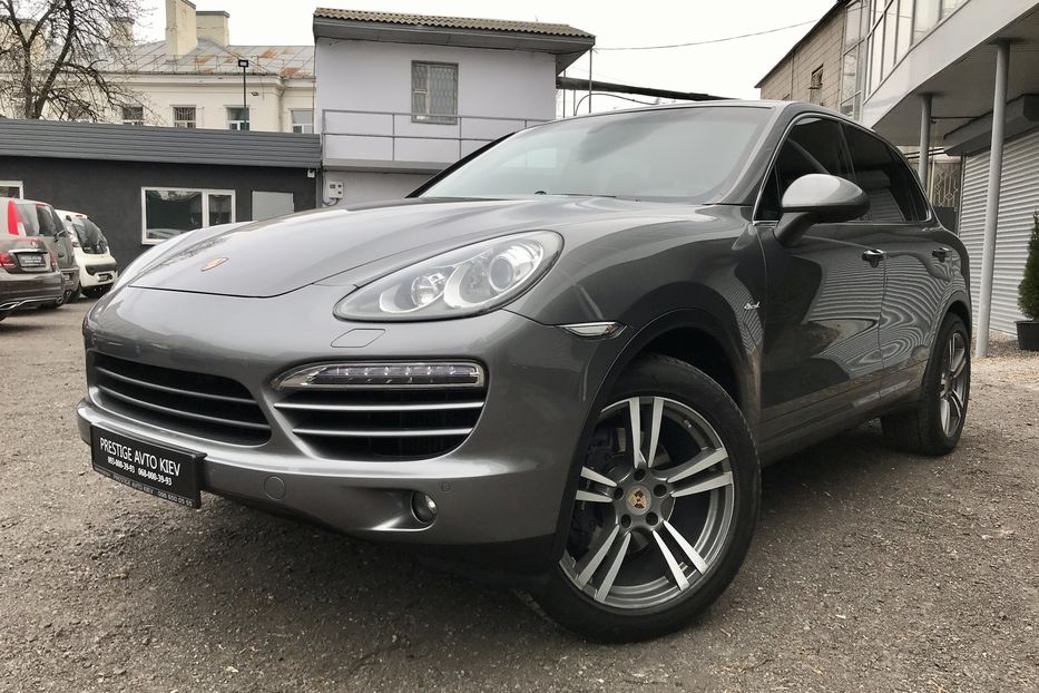 Продам Porsche Cayenne 3.0 Diesel 2013 года в Киеве