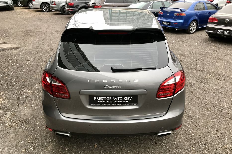 Продам Porsche Cayenne 3.0 Diesel 2013 года в Киеве