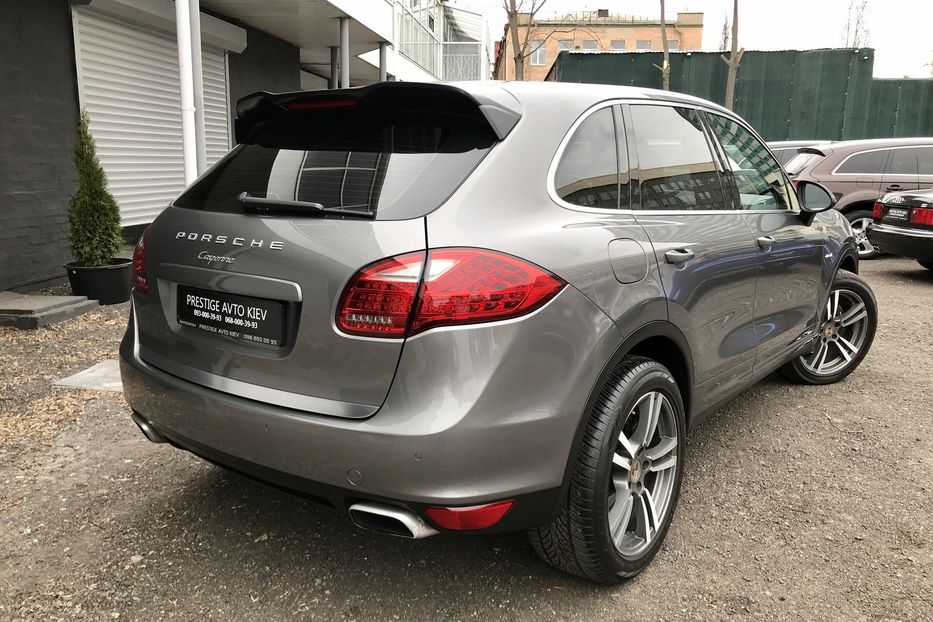 Продам Porsche Cayenne 3.0 Diesel 2013 года в Киеве