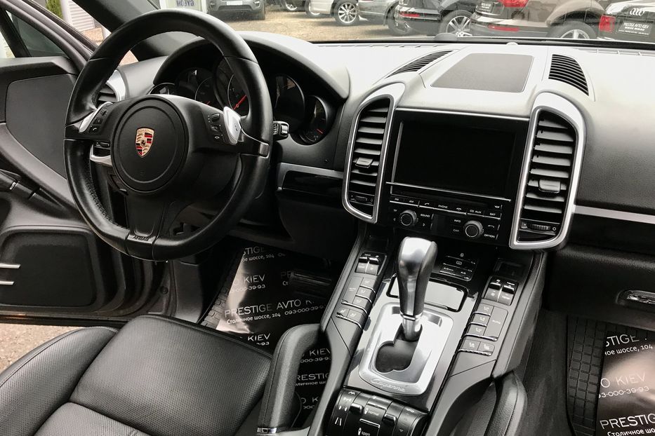 Продам Porsche Cayenne 3.0 Diesel 2013 года в Киеве