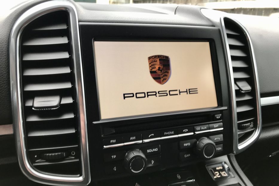 Продам Porsche Cayenne 3.0 Diesel 2013 года в Киеве