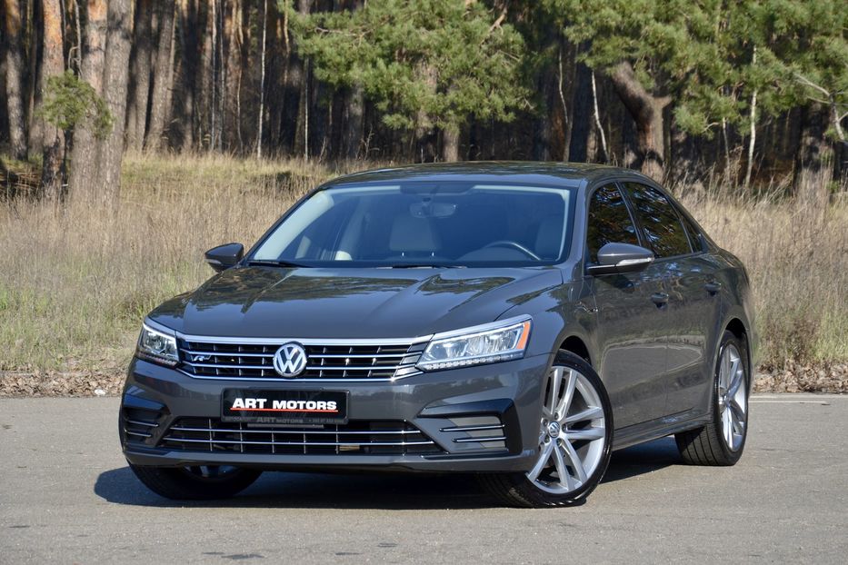 Продам Volkswagen Passat B8 2018 года в Киеве