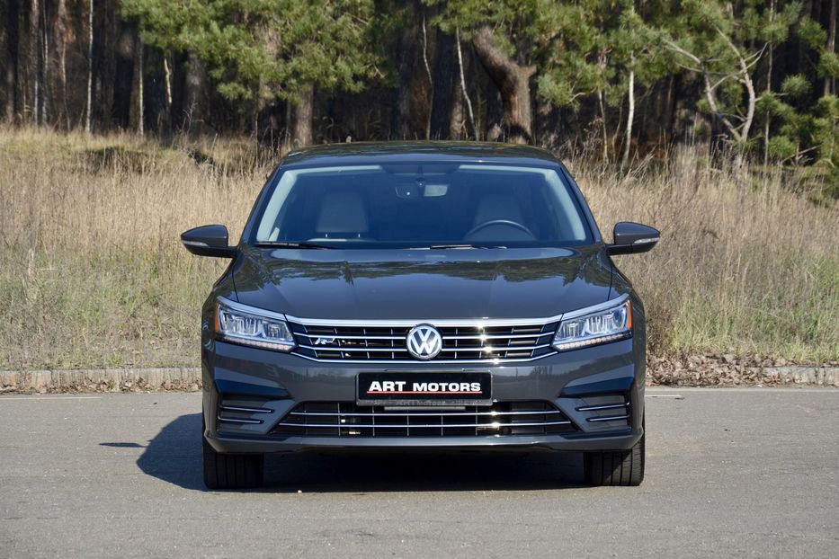 Продам Volkswagen Passat B8 2018 года в Киеве