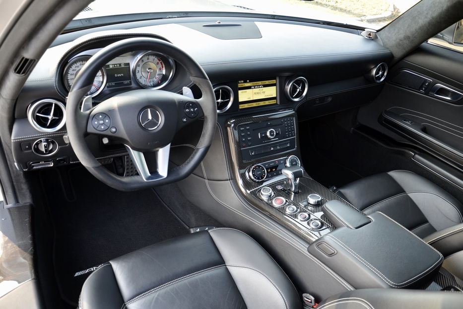 Продам Mercedes-Benz SLS-Class 2010 года в Киеве