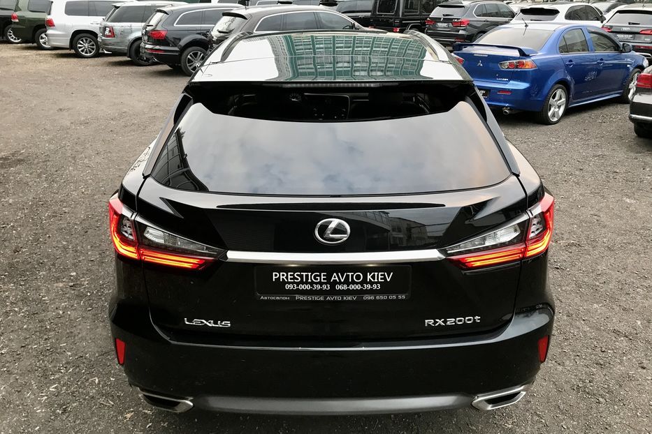 Продам Lexus RX 200 T Executive+ Официальный 2017 года в Киеве